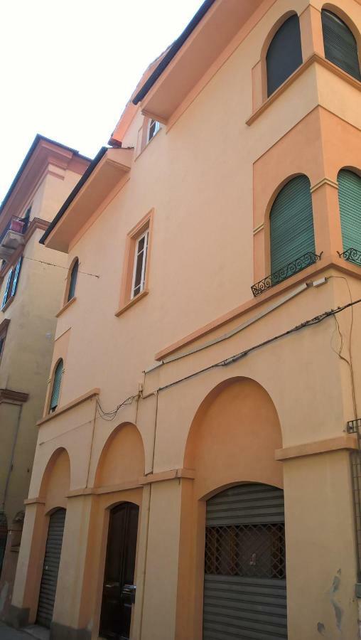 Casa Carcosa Villa La Spezia Luaran gambar